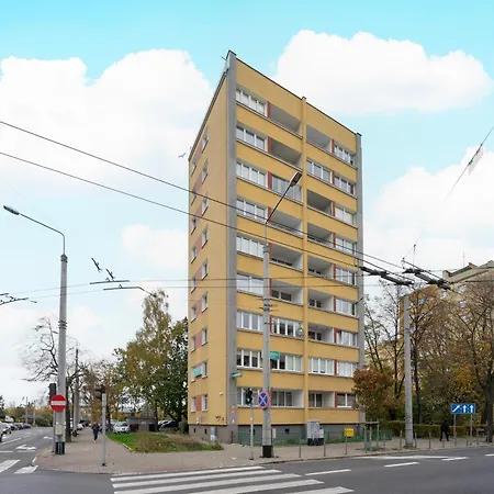 Apartment 1 *